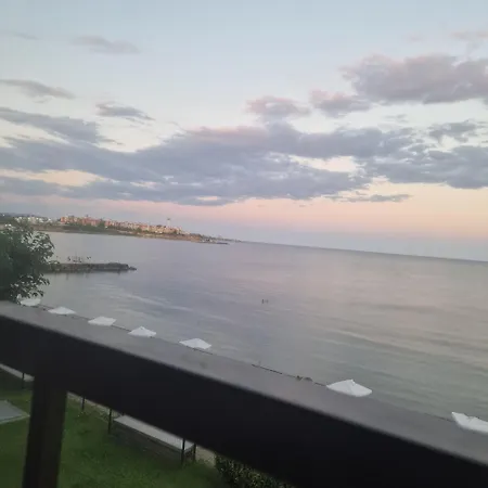 Apartament Charming At The Seaside