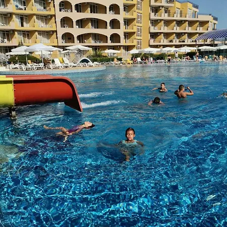 Charming At The Seaside 公寓 *